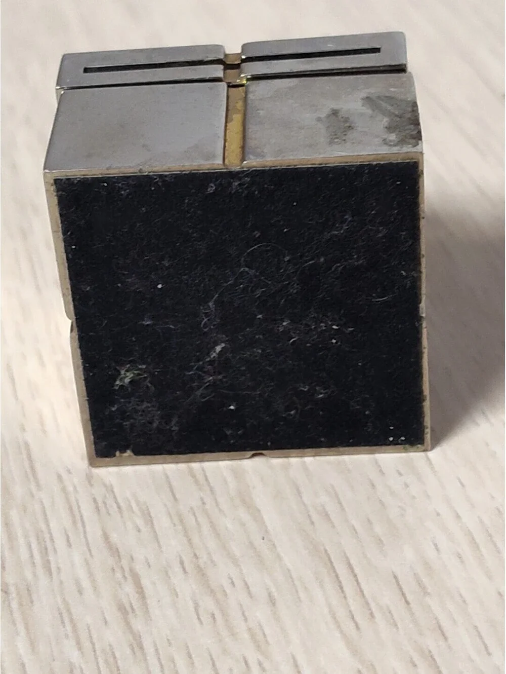 Small Vintage (CL-X15A) 1996 Flip Top Present Box Roman Numeral Clock ..